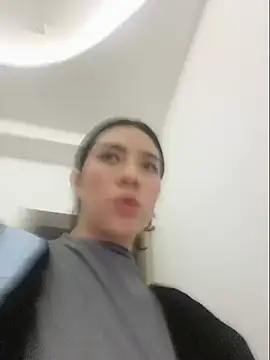 Susa1userma_ webcam