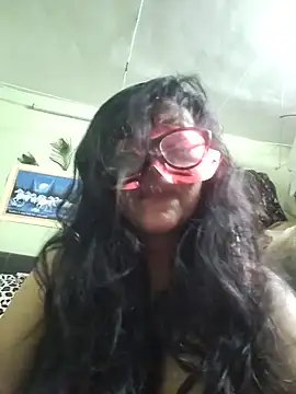 LOVE__RANI webcam