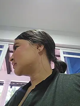 Pretty_Julieta webcam