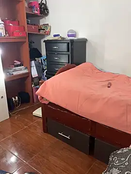 MariamGray1 webcam
