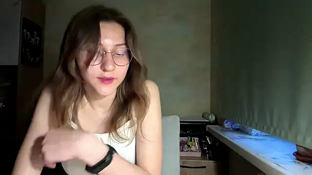 Miaaa_Moon webcam
