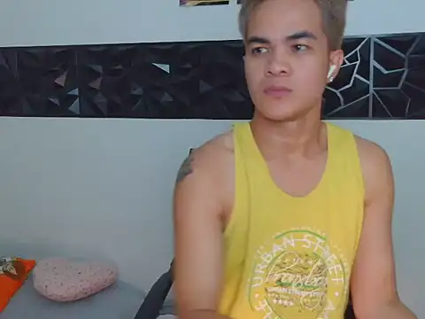 Asian_adam webcam