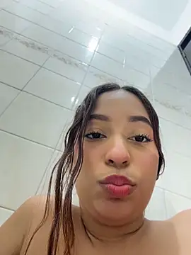 MiaCamille_ webcam
