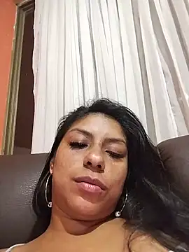 AngelicaStorms webcam