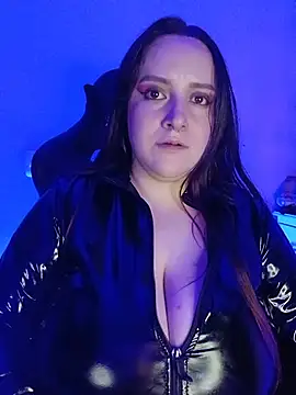 Lena_black_ webcam