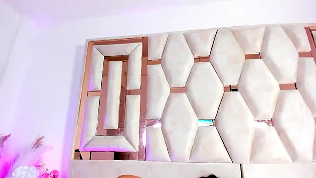 Trixie_Fox webcam