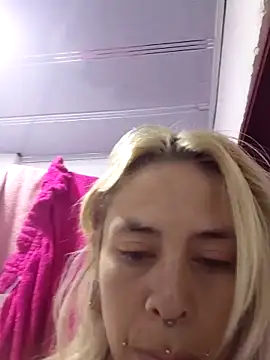 sofigirlgold webcam