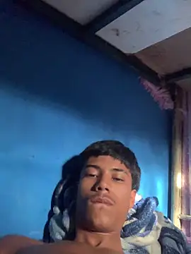 adan21_cm (M twink) - Corrida