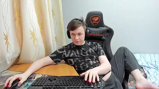 iliaskrislove webcam