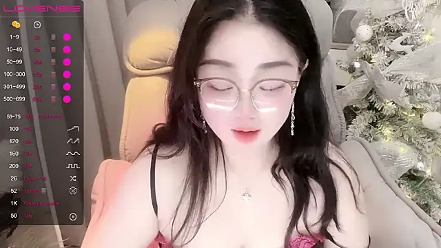 Monica-666888- webcam