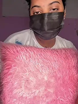 miss_eyekiller12 webcam