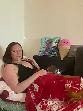 LindaLee90 webcam