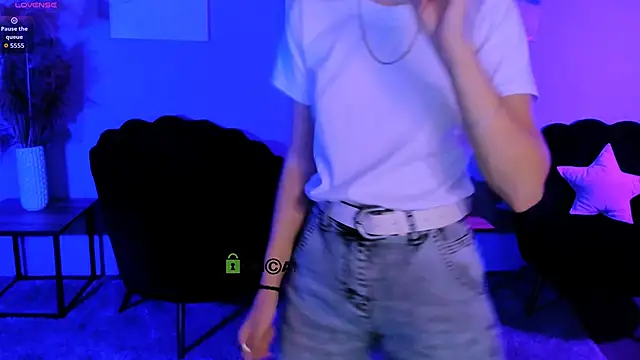 gloria_bubble webcam