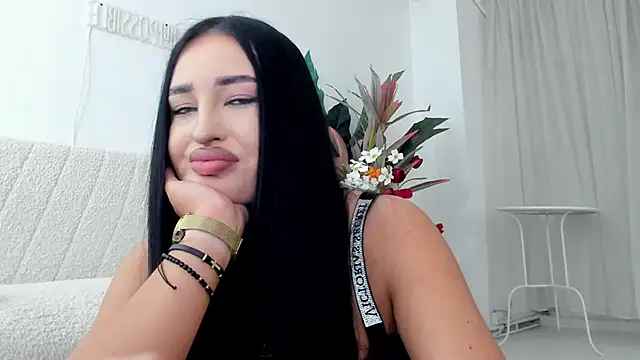 EmeraldKatt webcam