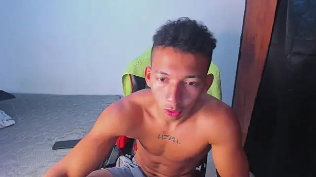 JuanchiT66 webcam
