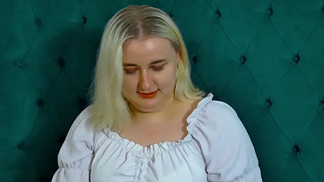 LioraArdyn webcam