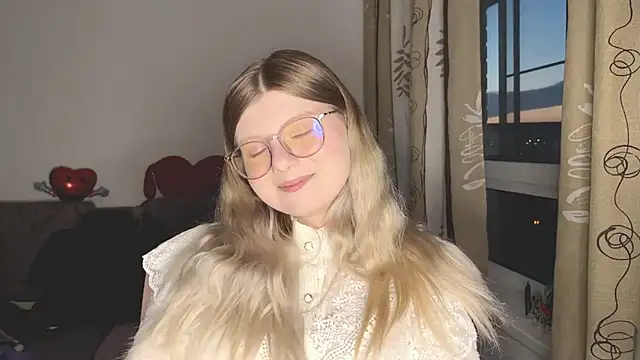 YukiBlush webcam