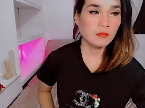 Ella_cummers live cam