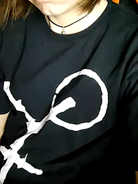 Aashikalaa webcam
