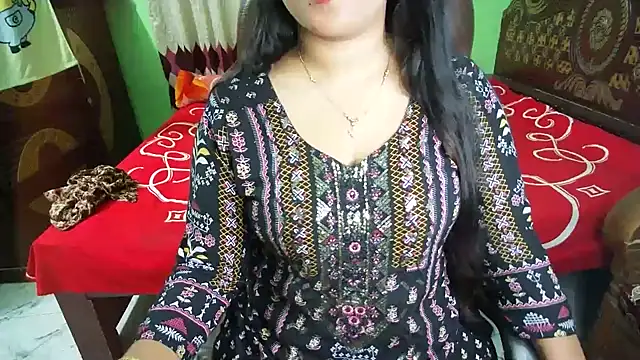 BengaliQueenStar webcam