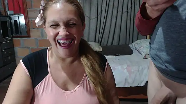 MOTHER_AND_SON09 webcam