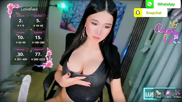 xBigSurpriseLorainex webcam