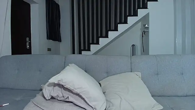 Gabrielaaxxx webcam
