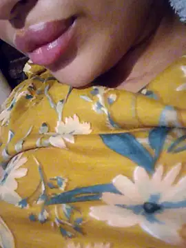 Sexlove1xo webcam