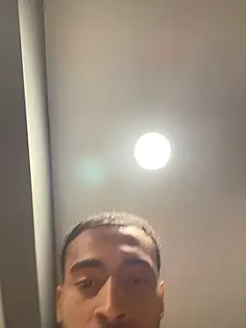 Mellyj053 webcam