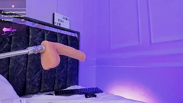 nikkita_dragon_ webcam