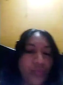 LatinSquirtBaby webcam