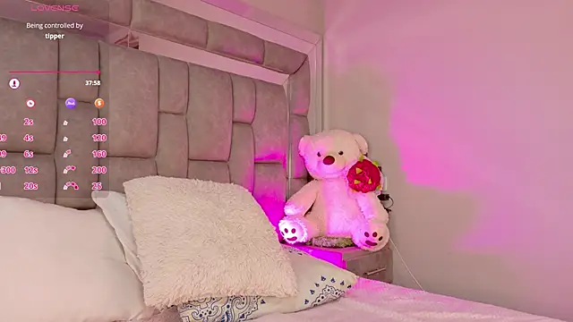 smiling__girl2 webcam