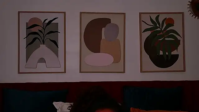 Modèle: ShanialaFrancaise