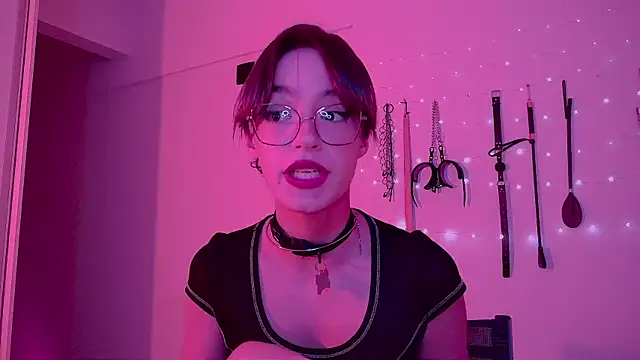 nina_kink webcam