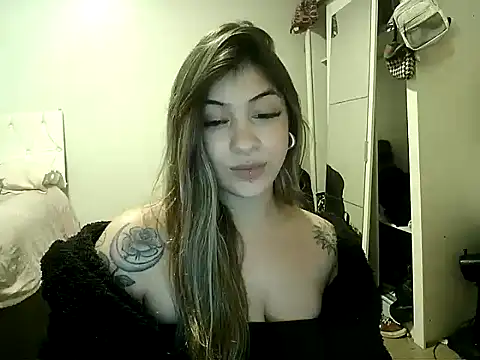 Becca_B webcam