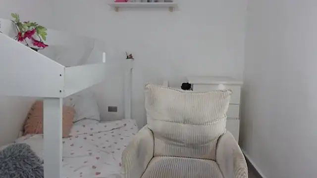Kim-Bellemore live sex cam
