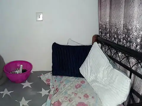 whimsicalwillow - Whimsicalwillow's free webcam - UK Sex Cams