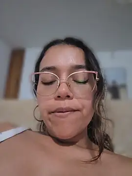 Andrea-Queen webcam