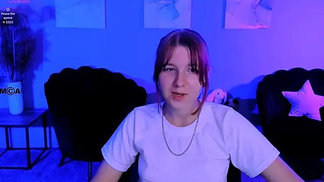 gloria_bubble webcam