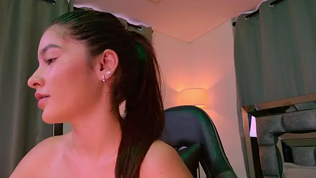 Bella_Clark2 webcam