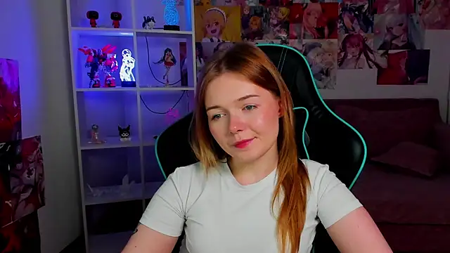 ElinaVale webcam