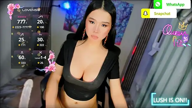 xBigSurpriseLorainex webcam