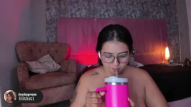 lilithst_ webcam