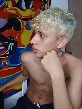 Alayn_sexy_ayes