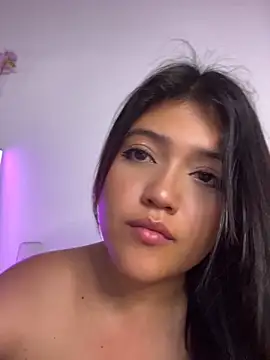 alisson_carolina73 webcam