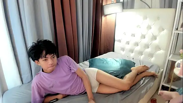 davincihugecock live cam