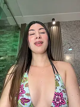 evelyn_hills