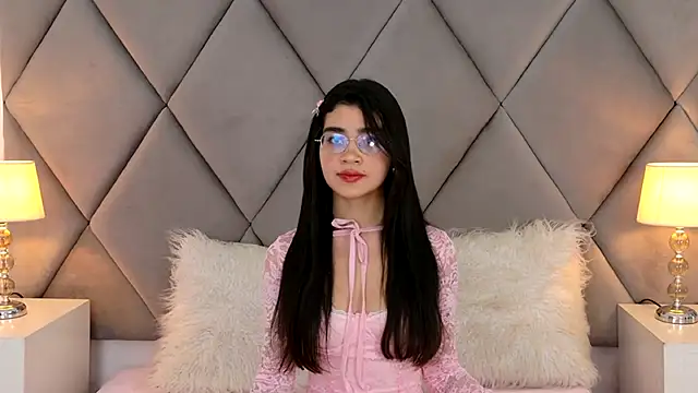 oliviadiaz - OliviaDiaz's free webcam - UK Sex Cams