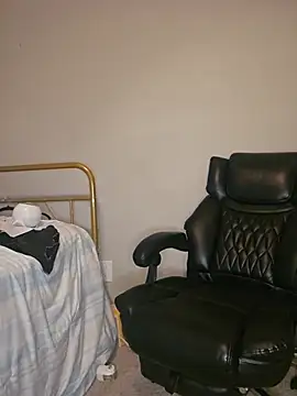 oliviaprettypussy webcam