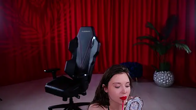 KittyCaitlin webcam